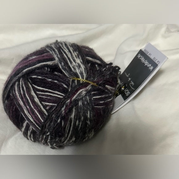 Schoppel Yarn - 1 Skein - Picture 8 of 8